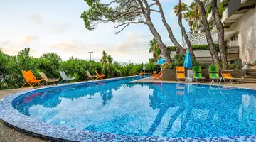 Carine Hotel Park
