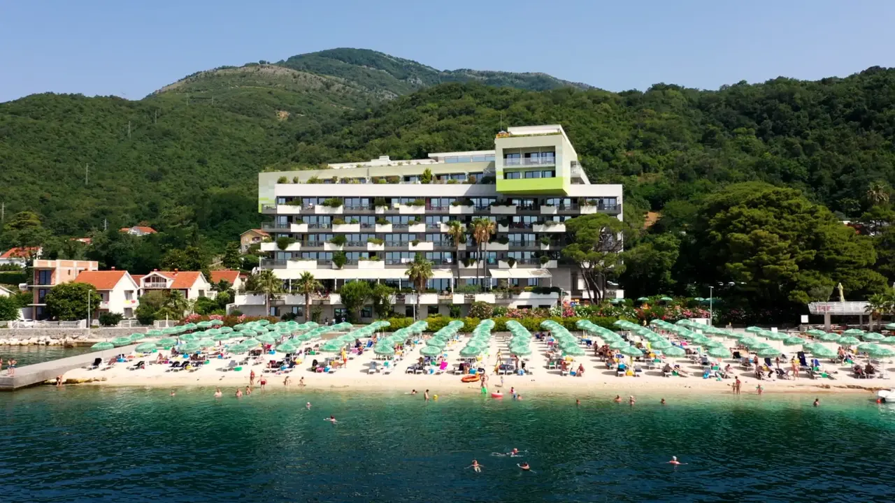 Carine Hotel Park