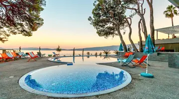 Carine Hotel Park