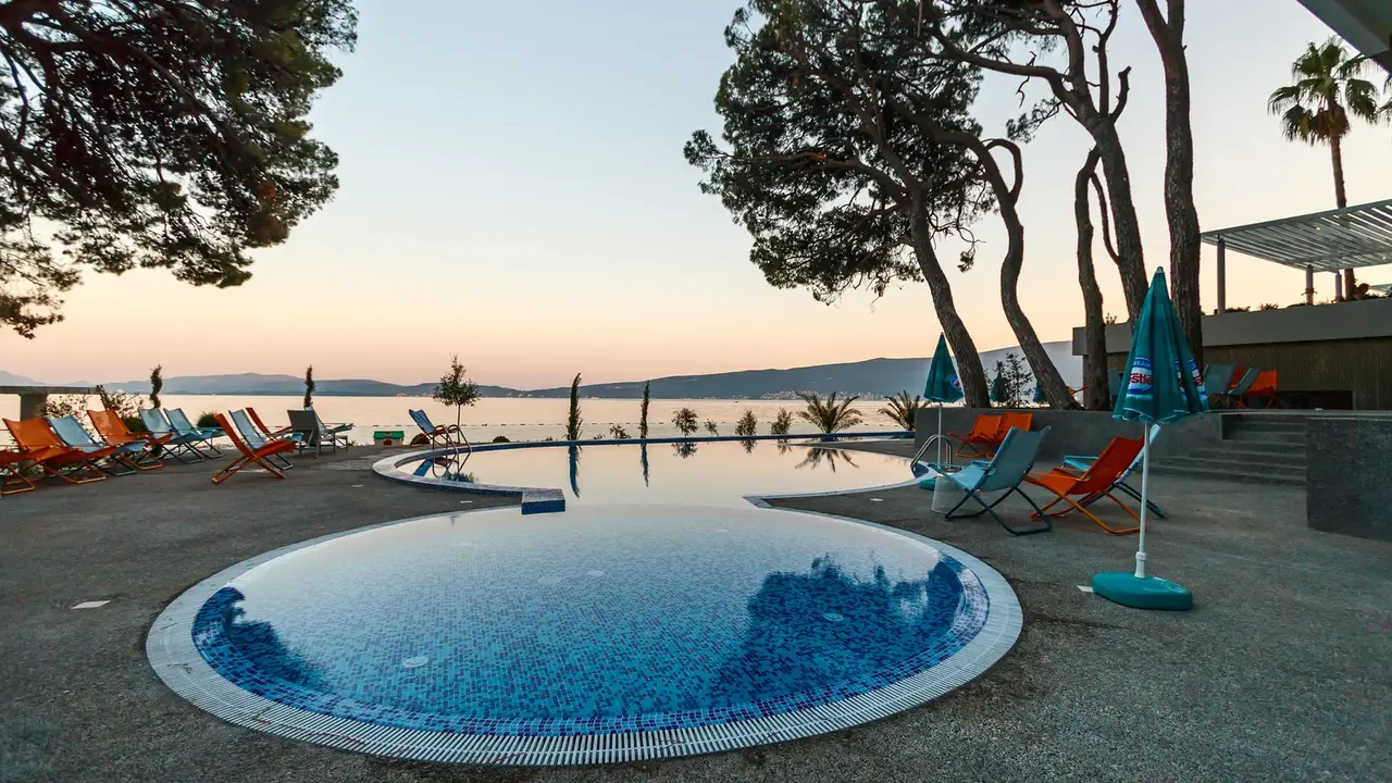 Carine Hotel Park