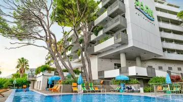 Carine Hotel Park