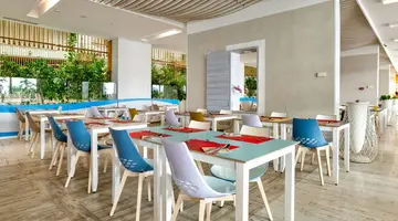 Carine Hotel Park