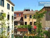 CARLTON CAPRI HOTEL