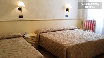CARLTON CAPRI HOTEL