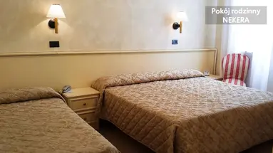 CARLTON CAPRI HOTEL