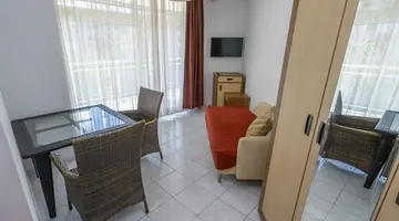 Carmen Suite Hotel