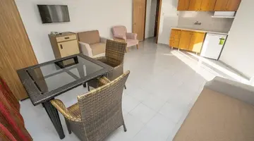 Carmen Suite Hotel