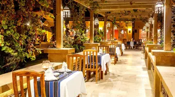 Carols Beau Rivage