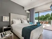 Carvi Hotel