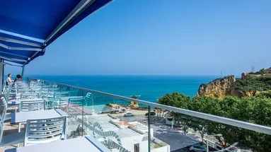 Carvi Hotel