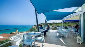 Carvi Hotel