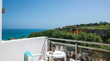 Carvi Hotel