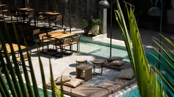 Casa Beach Hotel