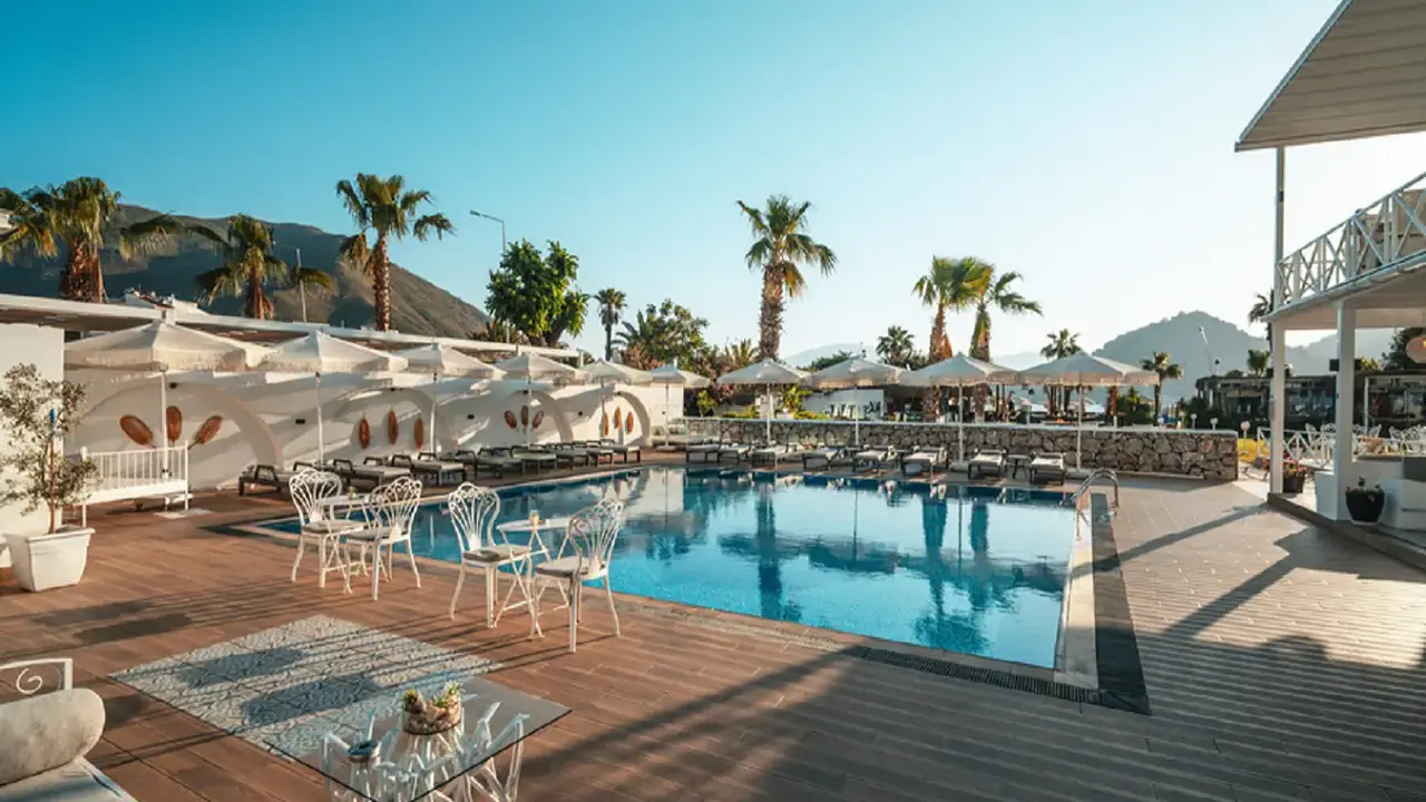 CASA BLANCA BEACH HOTEL ADULT ONLY
