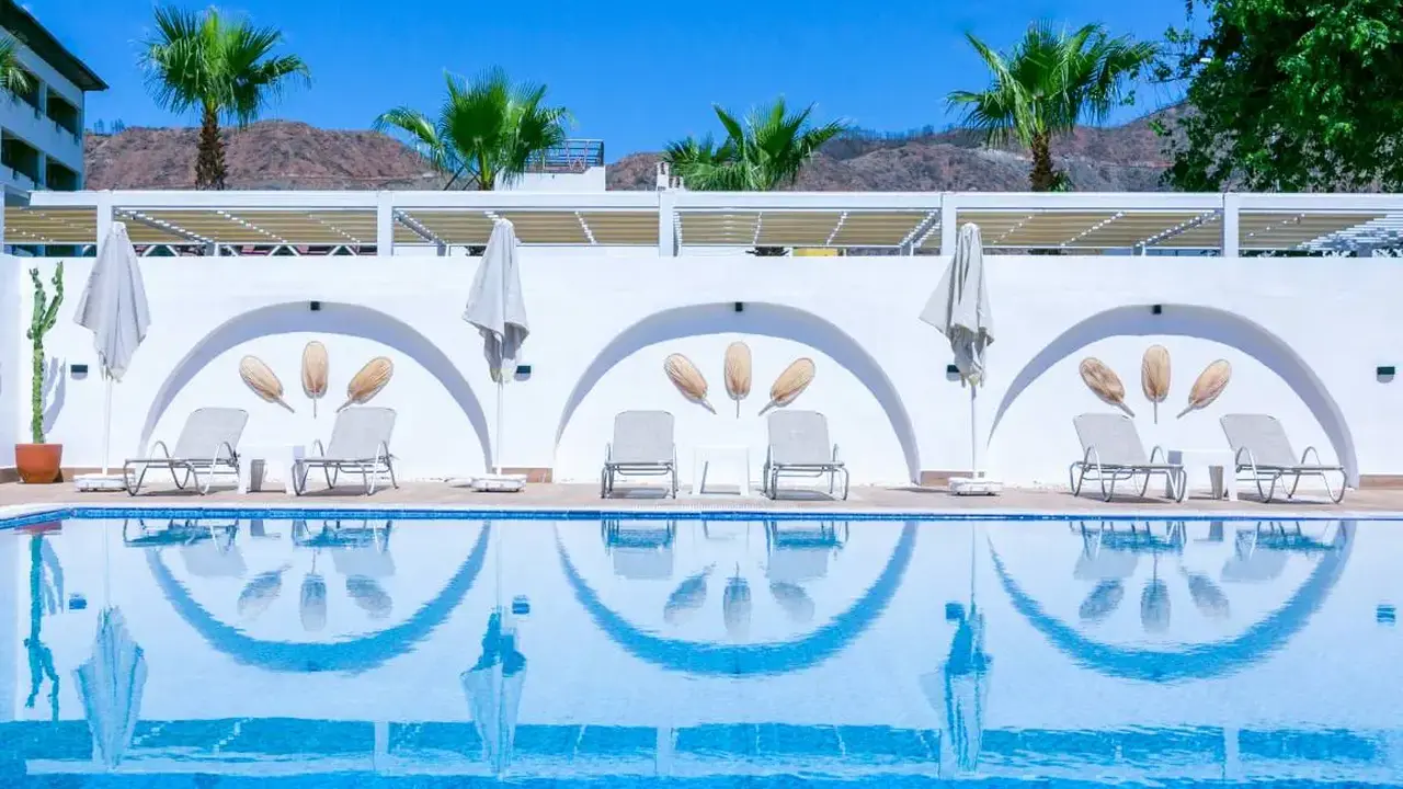 CASA BLANCA BEACH HOTEL ADULT ONLY