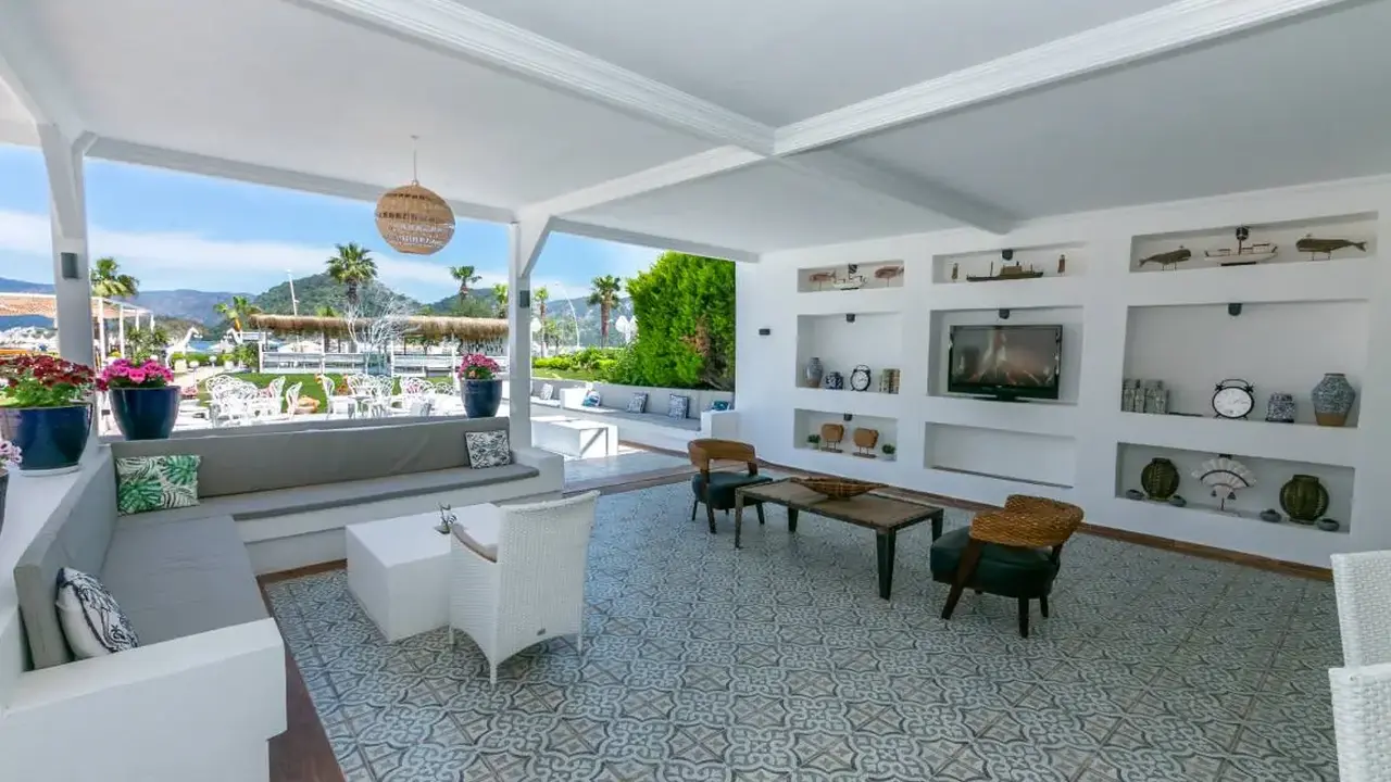 CASA BLANCA BEACH HOTEL ADULT ONLY
