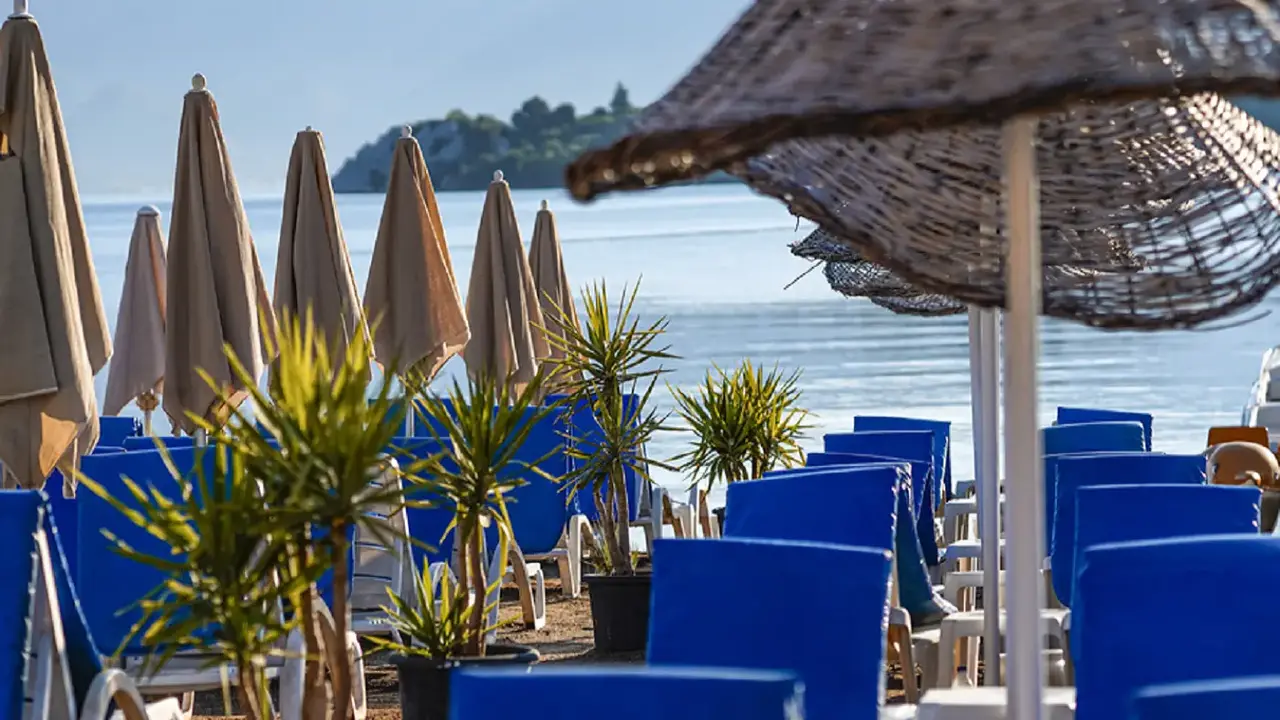 CASA BLANCA BEACH HOTEL ADULT ONLY