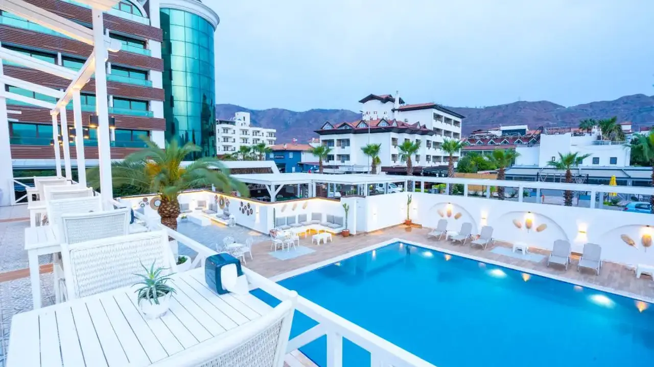 CASA BLANCA BEACH HOTEL ADULT ONLY