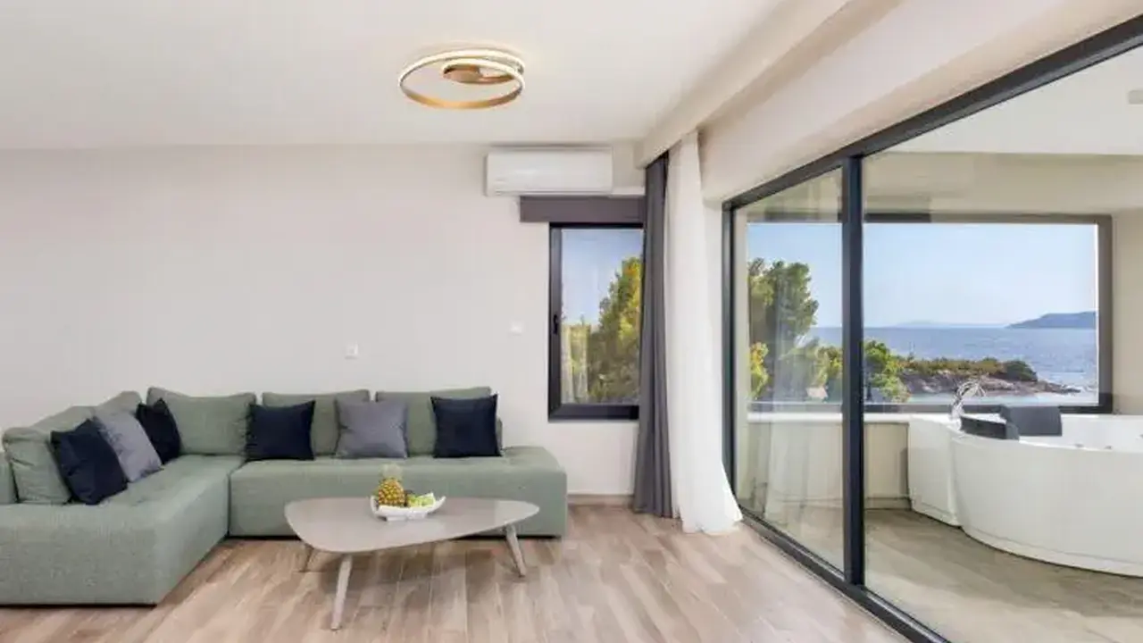 CASA BLOO