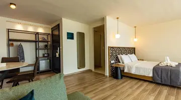 CASA BLOO