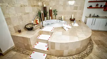 Casa Colonial Beach & Spa