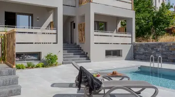 Casa D Oro Suites