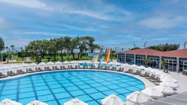 Casa Fora Beach Resort