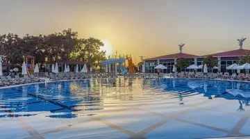 Casa Fora Beach Resort