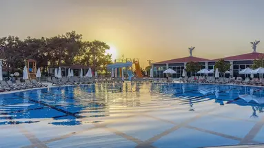 Casa Fora Beach Resort