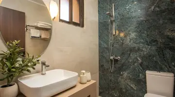 CASA LYRISTIS