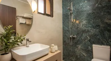 CASA LYRISTIS