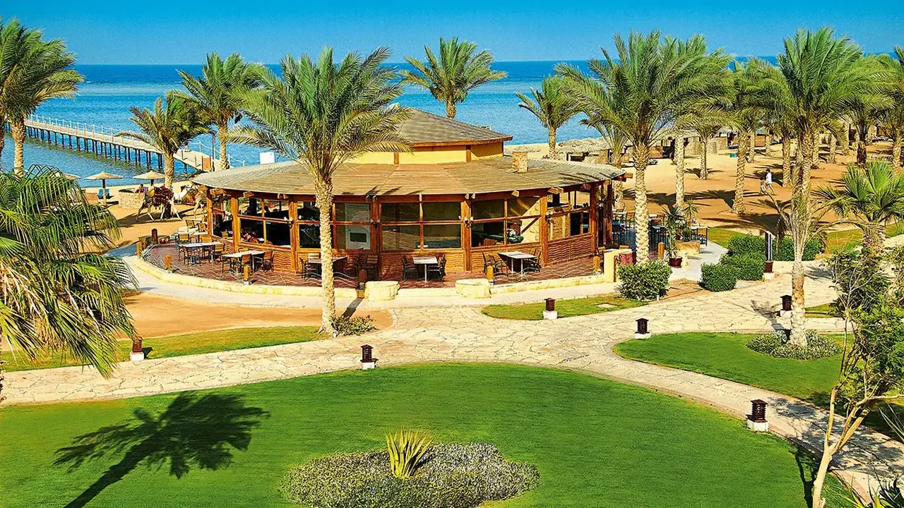 Casa Mare Resort (ex. Royal Tulip Beach Resort)