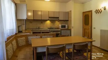 Casa Mistral