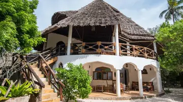 CASA UMOJA BEACH GUESTHOUSE