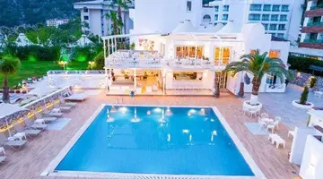 CASABLANCA BEACH ADULT ONLY +12