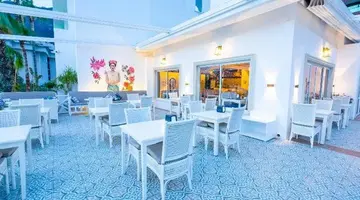 CASABLANCA BEACH ADULT ONLY +12
