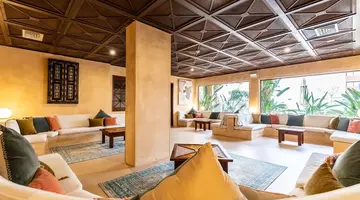 CasaBlanca Unique Hotel