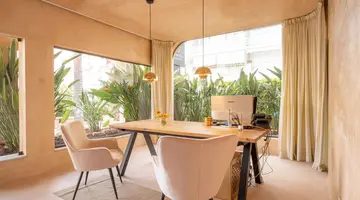 CasaBlanca Unique Hotel