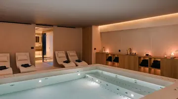 Casaly Hotel & Spa