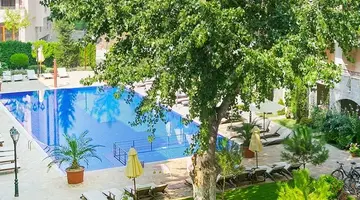 CASCADAS FAMILY RESORT