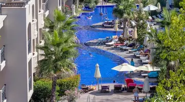 Cascadas Family Resort