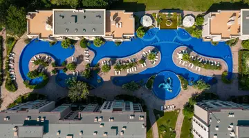 Cascadas Family Resort