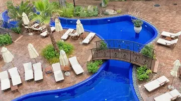 CASCADAS FAMILY RESORT