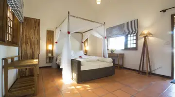 CASSIA COTTAGE