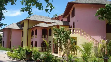 Castello Beach Hotel