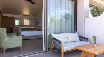 Castello Boutique Suites By The Sea Adul