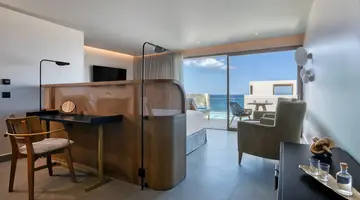 Castello Boutique Suites By The Sea Adul