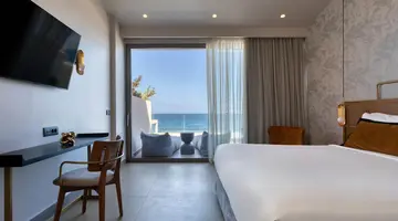 Castello Boutique Suites By The Sea Adul