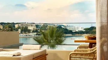 Castello Infinity Suites (Adult Only 16+