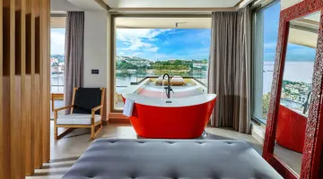 CASTELLO INFINITY SUITES ADULTS ONLY
